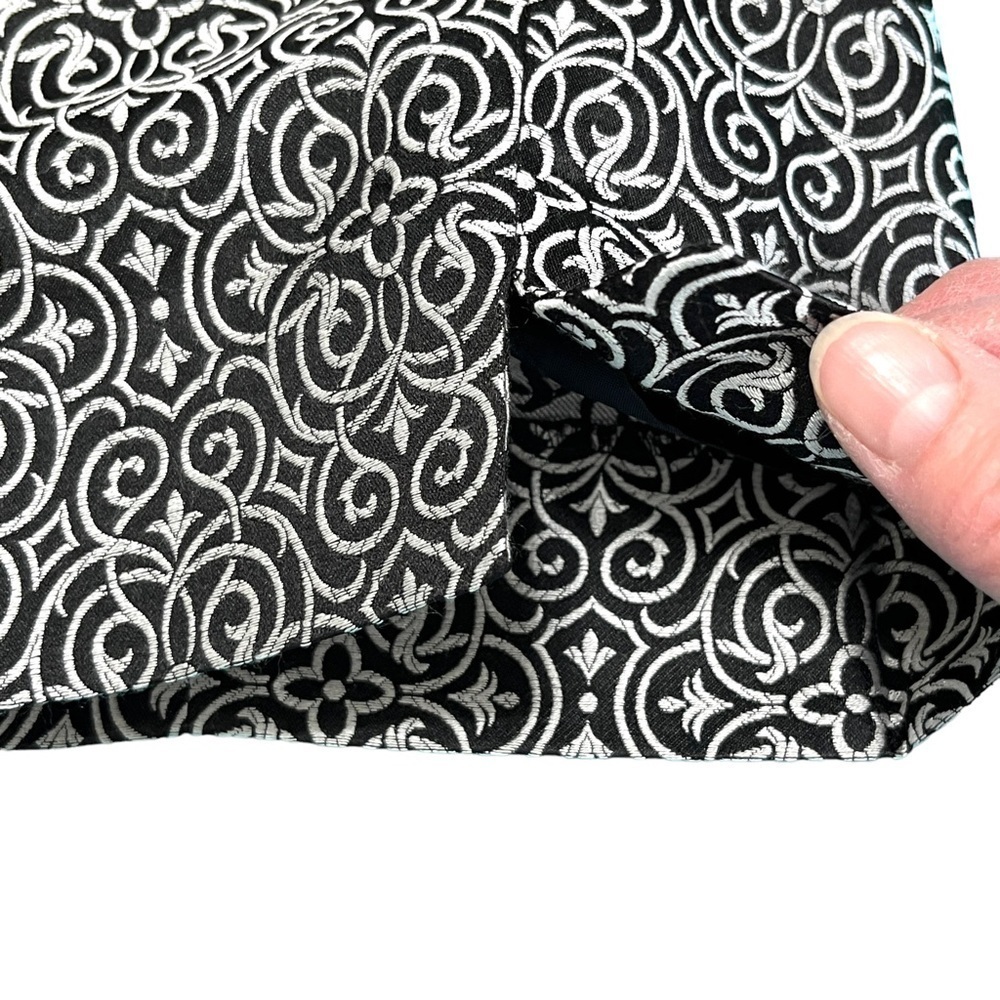 Talbots Petites 100% Pure Silk Black Print Ankle Pants Size 8 Petite - Picture 8 of 14
